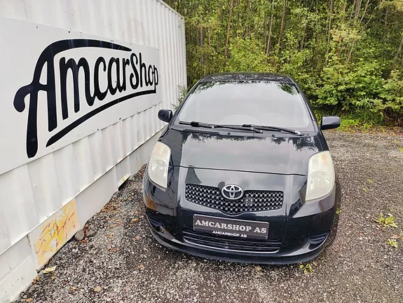 Toyota Yaris 2006 photo 2