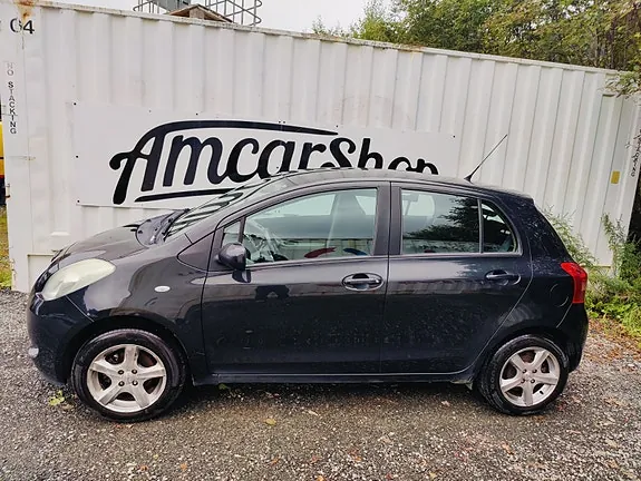Toyota Yaris 2006 photo 3