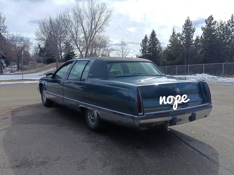 Cadillac Fleetwood 1995 photo 4