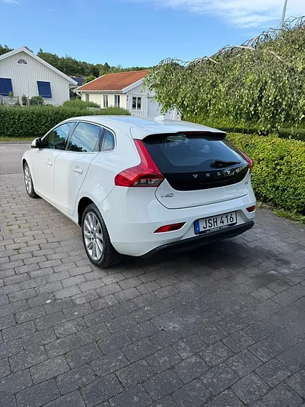 Volvo V40 2015 photo 3