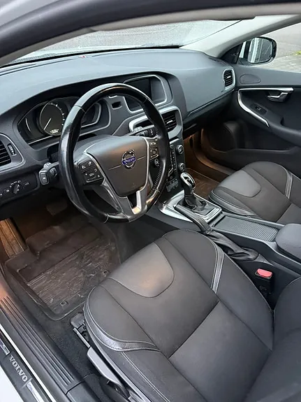 Volvo V40 2015 photo 4