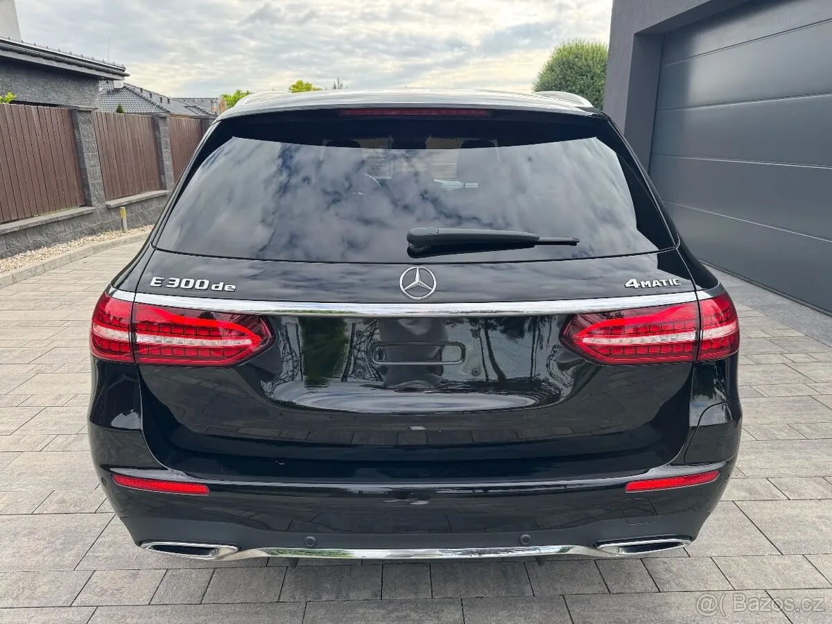 Mercedes-Benz E 300De 2022 photo 5