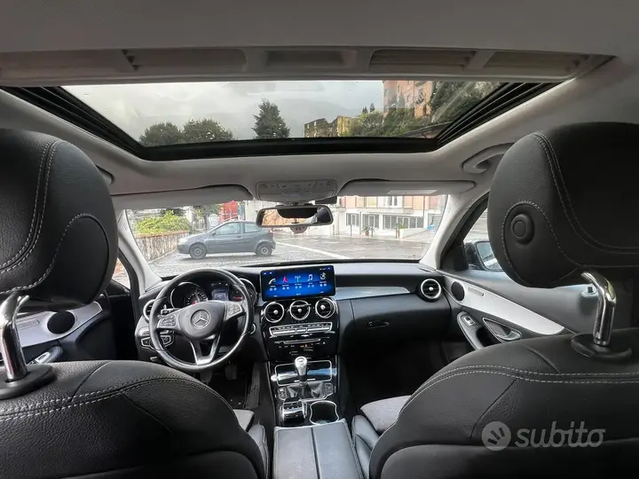 Mercedes-Benz C 2017 photo 3