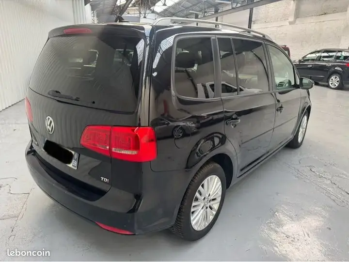 Volkswagen Touran 2015 photo 4