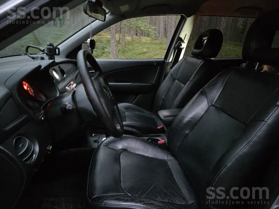 Mitsubishi Outlander 2006 photo 4