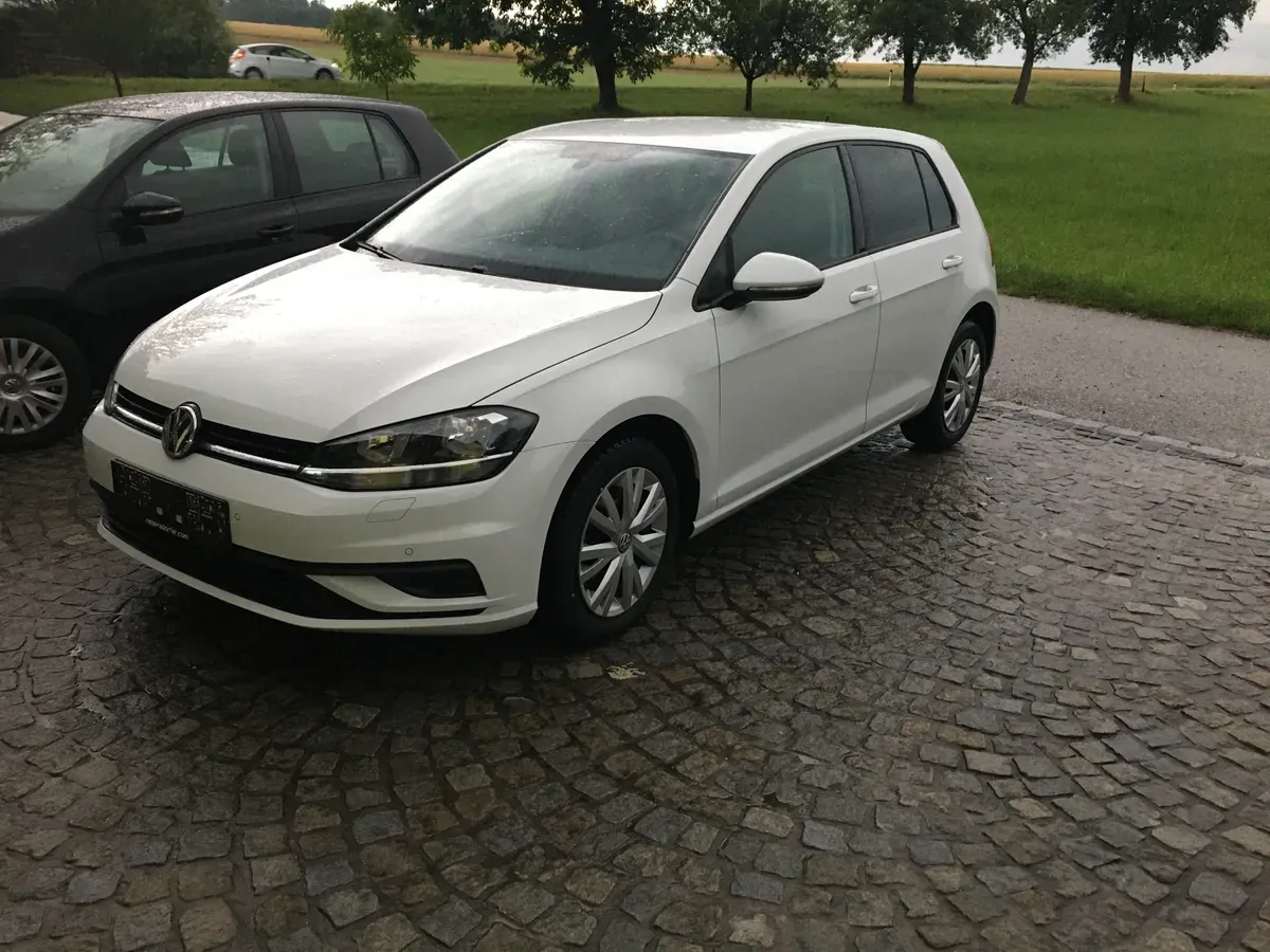 Volkswagen Golf 2018 photo 3