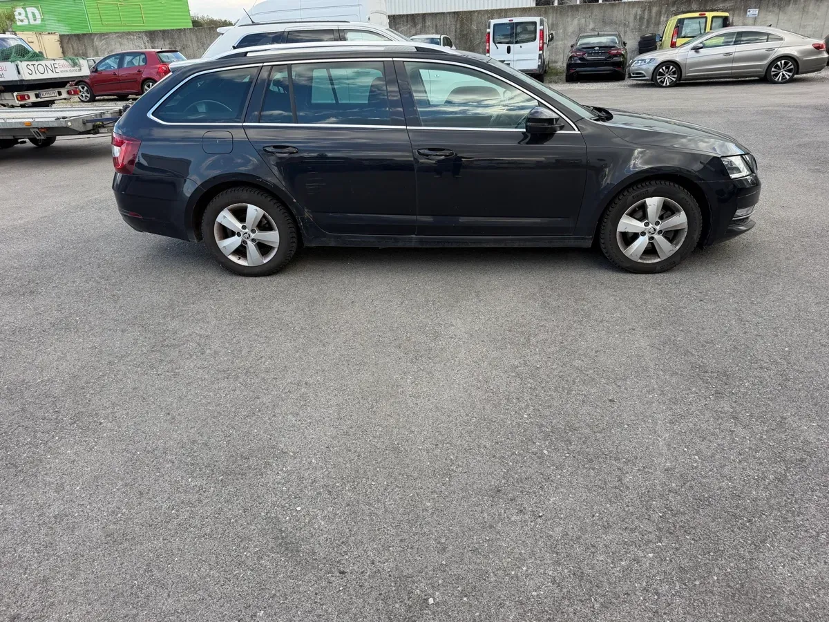 Skoda Octavia 2018 photo 3