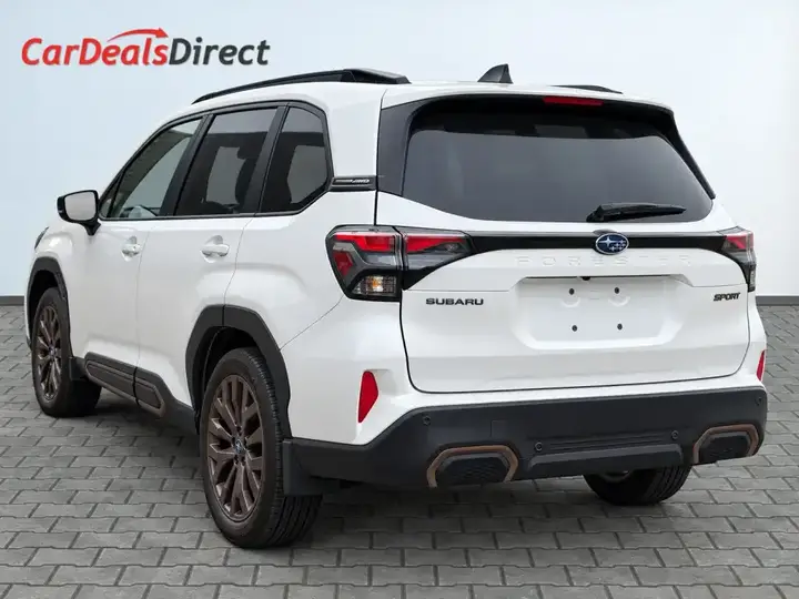 Subaru Forester 2025 photo 5