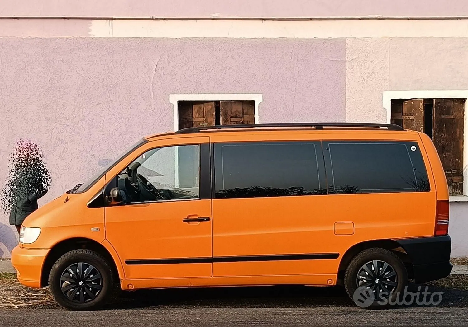 Mercedes-Benz V-Class