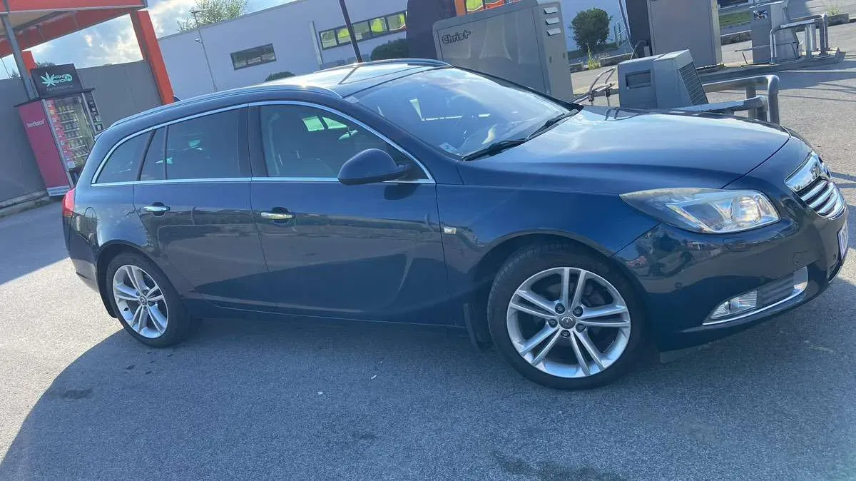 Opel Insignia 2012 photo 3