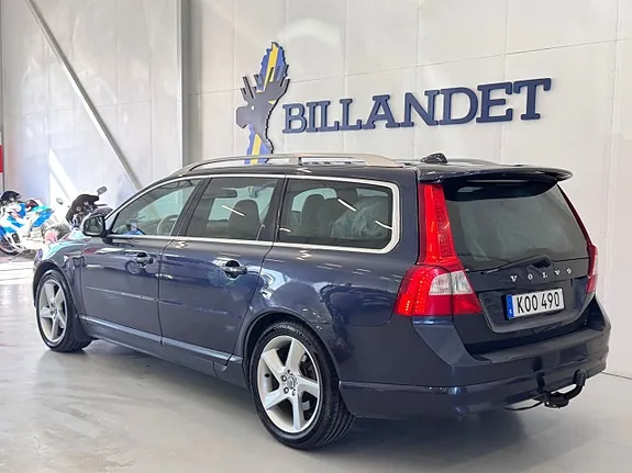 Volvo V70 2010 photo 4