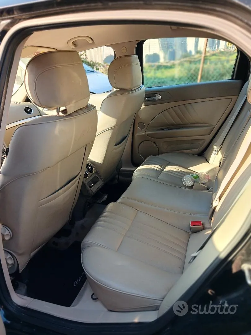 Alfa Romeo 159 2008 photo 5