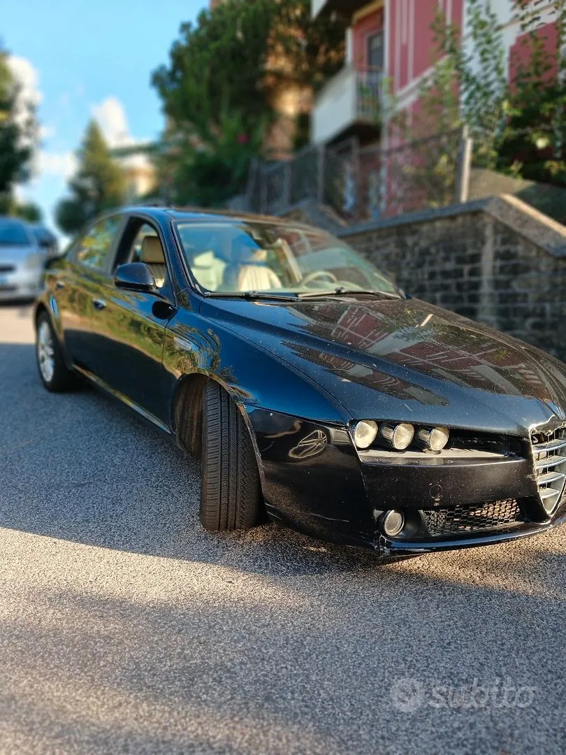 Alfa Romeo 159 2008 photo 2