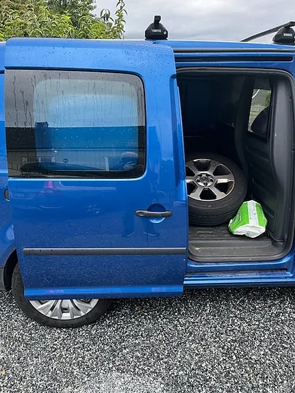 Volkswagen Caddy Maxi 2013 photo 4