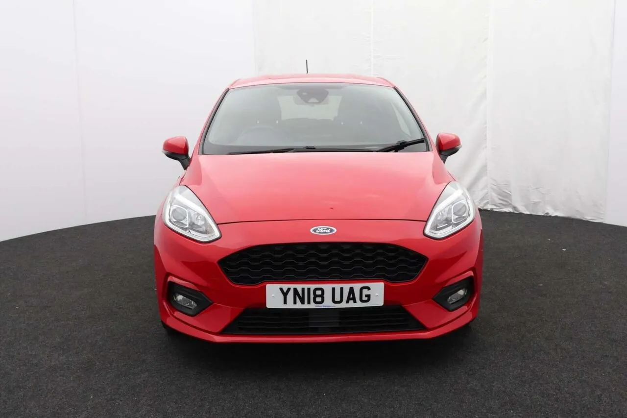 Ford Fiesta 2018 photo 2