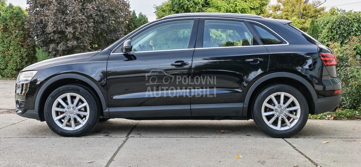 Audi Q3 2012 photo 5