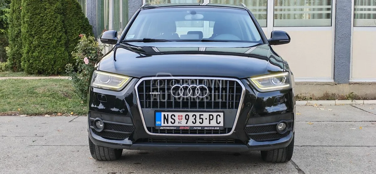 Audi Q3 2012 photo 2