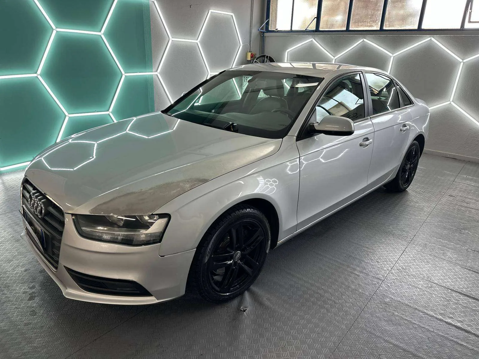 Audi A4 2013 photo 3