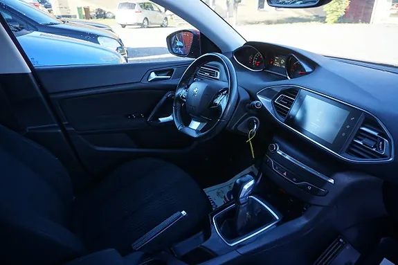 Peugeot 308 2014 photo 5