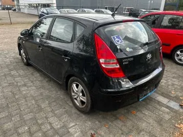 Hyundai I30 2011 photo 3