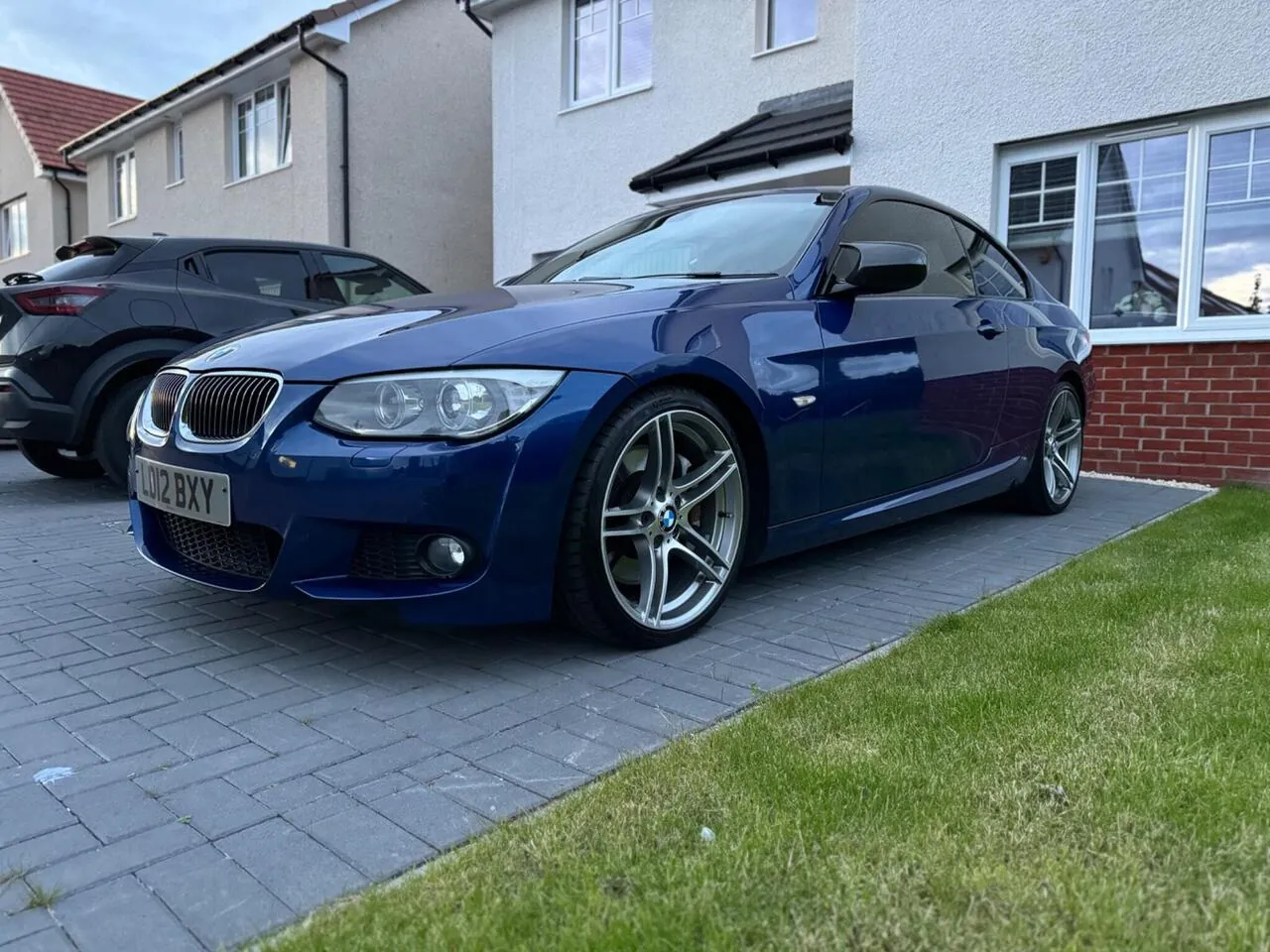 BMW 3 Series 2012 photo 3