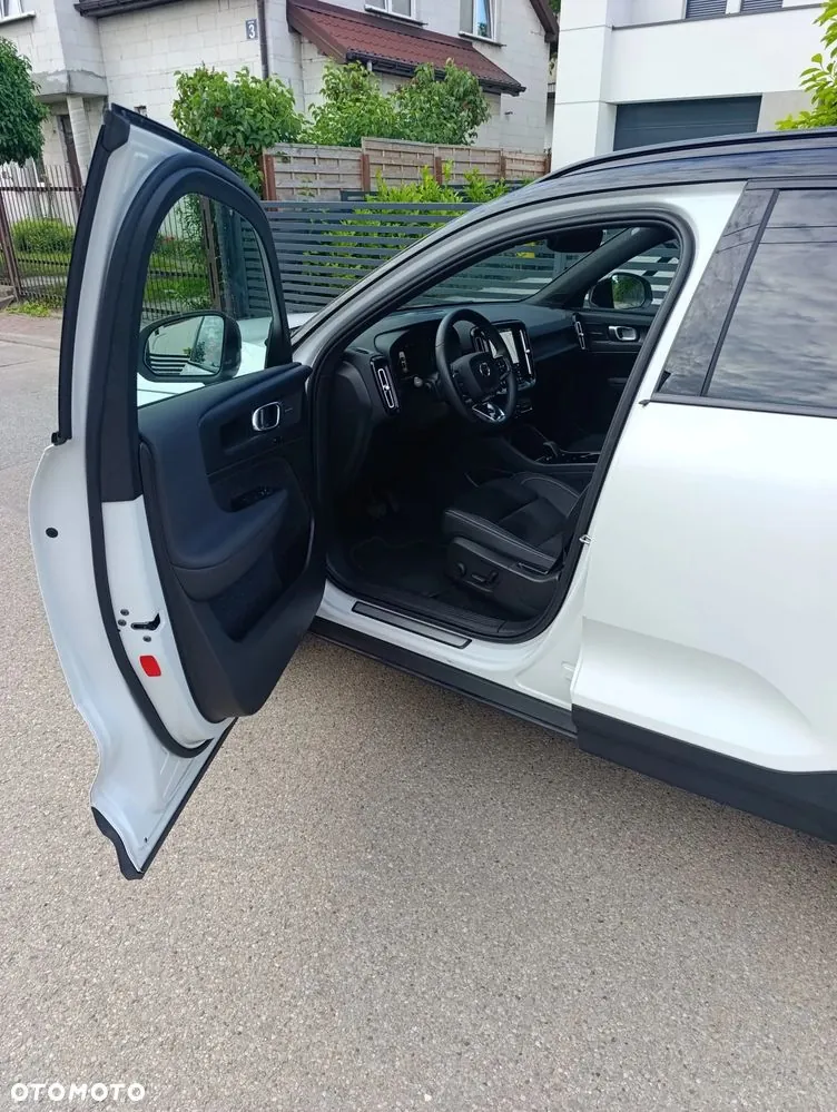 Volvo Xc 40 2023 photo 3