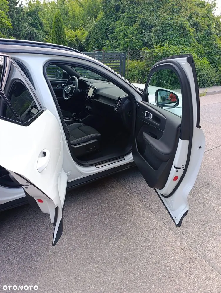 Volvo Xc 40 2023 photo 4