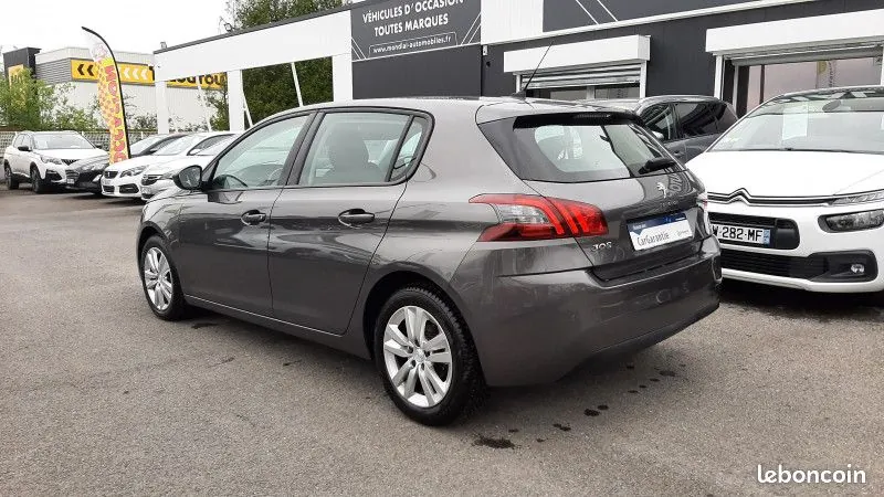 Peugeot 308 2020 photo 3