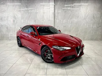 Alfa Romeo Giulia 2020 photo 2