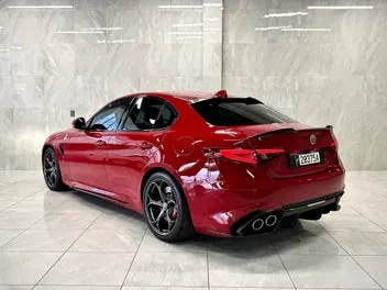 Alfa Romeo Giulia 2020 photo 4
