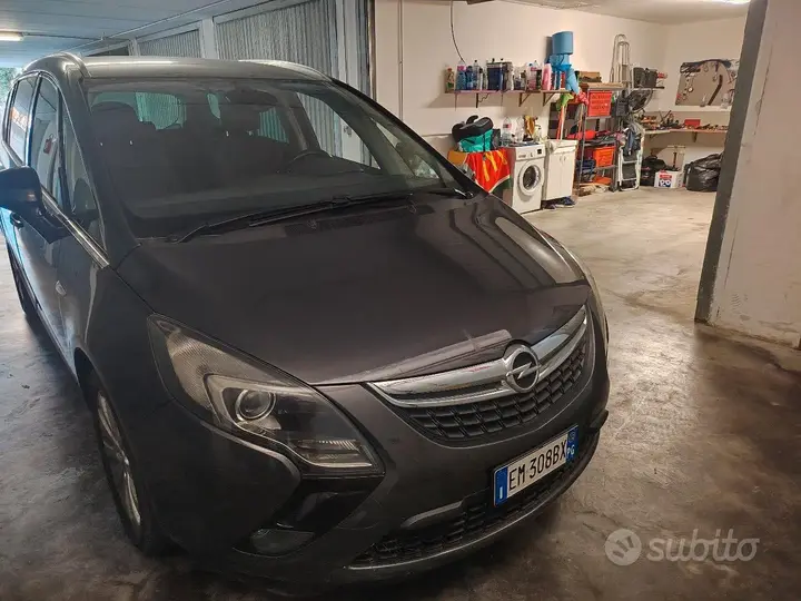 Opel Zafira 2012 photo 3