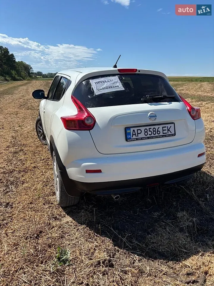 Nissan Juke 2013 photo 4