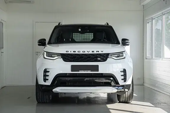 Land Rover Discovery 2023 photo 4