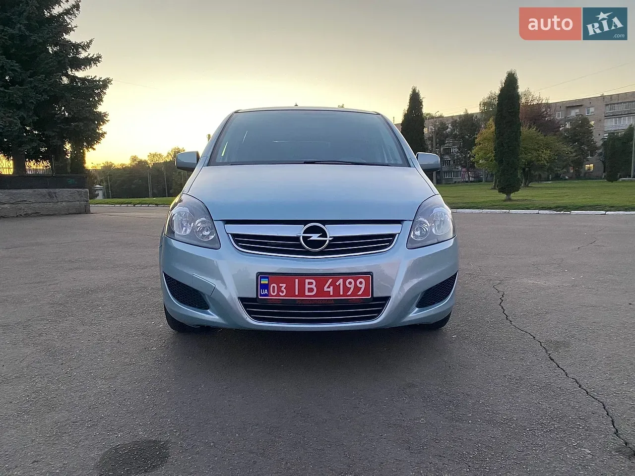 Opel Zafira 2010 photo 3