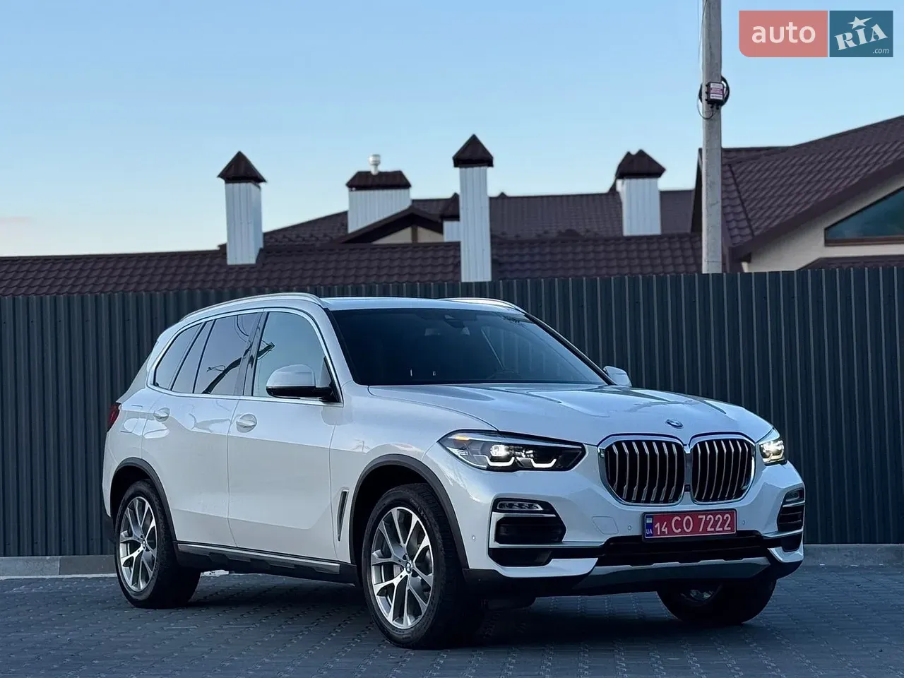 BMW X5 2021 photo 2