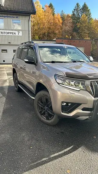 Toyota Land Cruiser 2021 photo 3