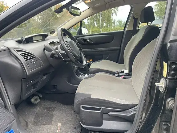 Citroen C4 2008 photo 5