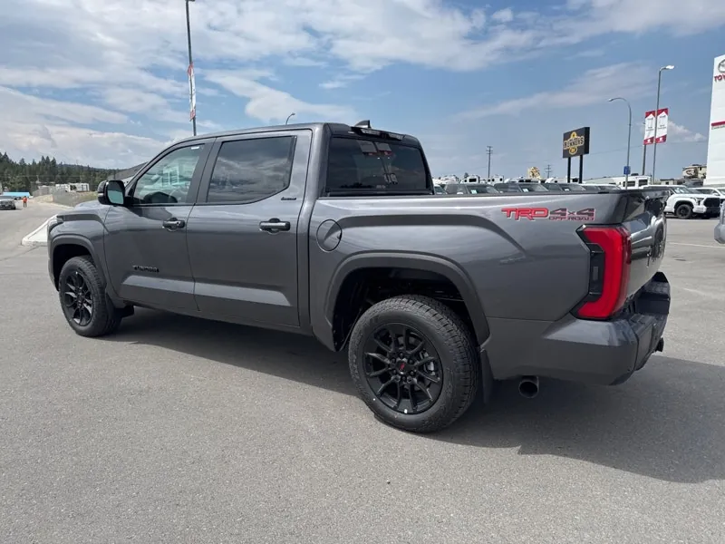 Toyota Tundra 2026 photo 3