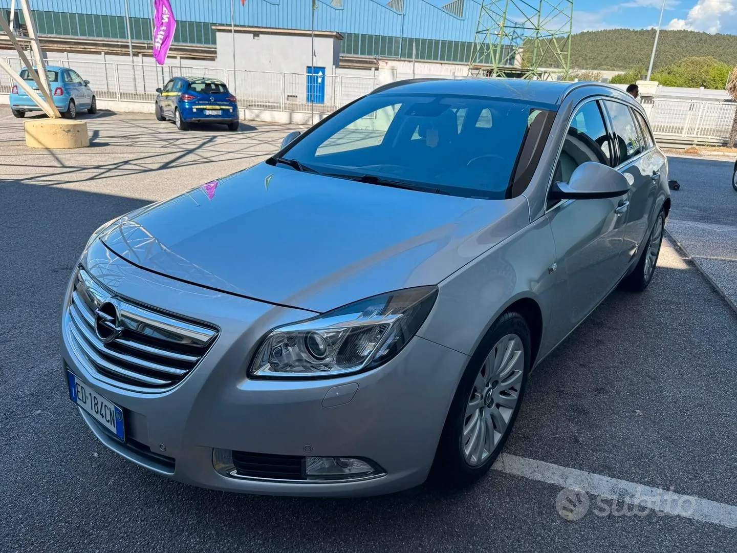 Opel Insignia 2010 photo 2