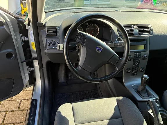 Volvo V50 2006 photo 3