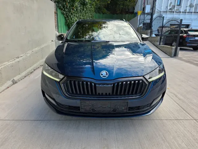 Skoda Octavia Combi 2022 photo 4