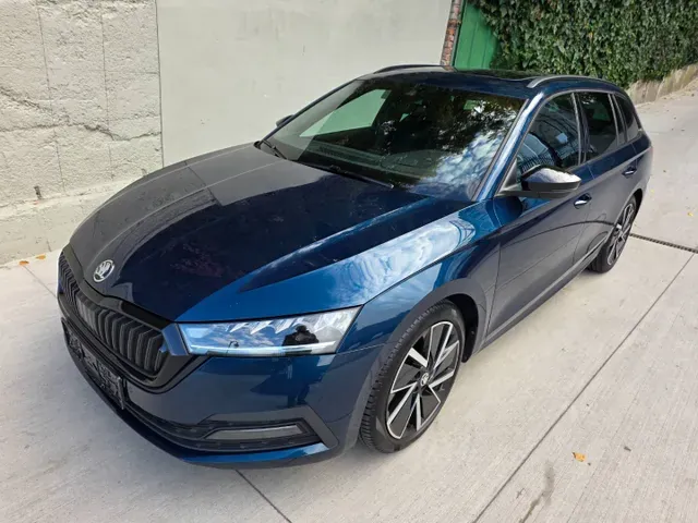 Skoda Octavia Combi 2022 photo 3