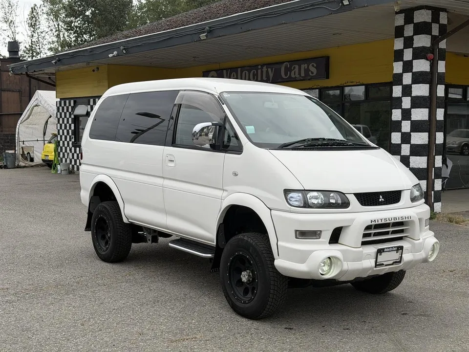 Mitsubishi Delica