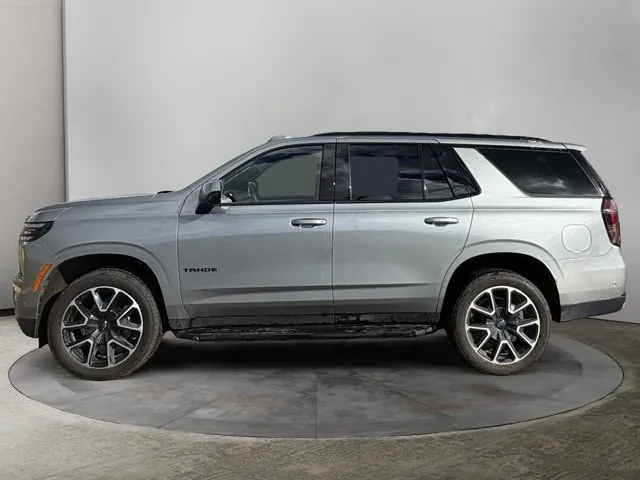 Chevrolet Tahoe 2026 photo 2