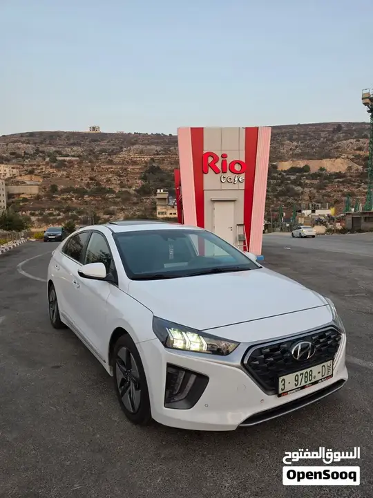 Hyundai Ioniq 2022 photo 3