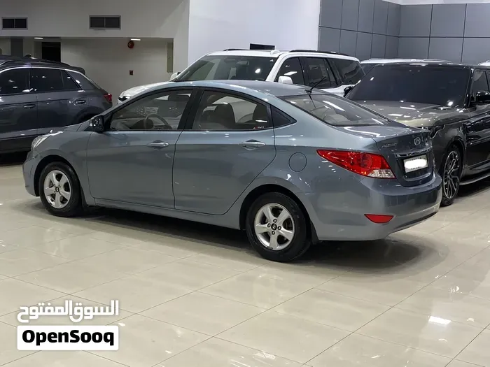 Hyundai Accent 2018 photo 4