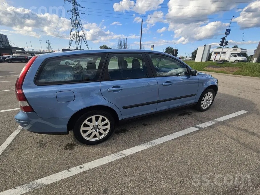 Volvo V50 2005 photo 2
