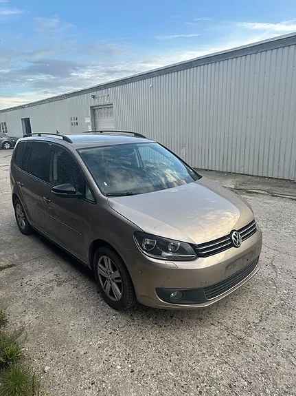 Volkswagen Touran 2013 photo 4