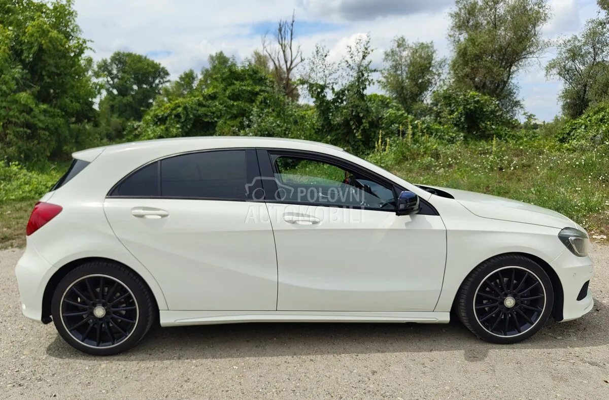Mercedes-Benz A 180 2015 photo 4