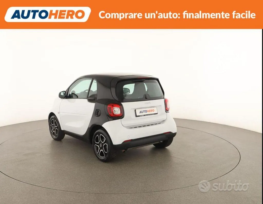 Smart Fortwo 2017 photo 4